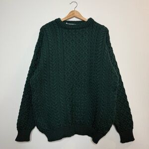 Traditional Irish Pure New Wool Cable Knit Crewneck Sweater in emerald evergreen
